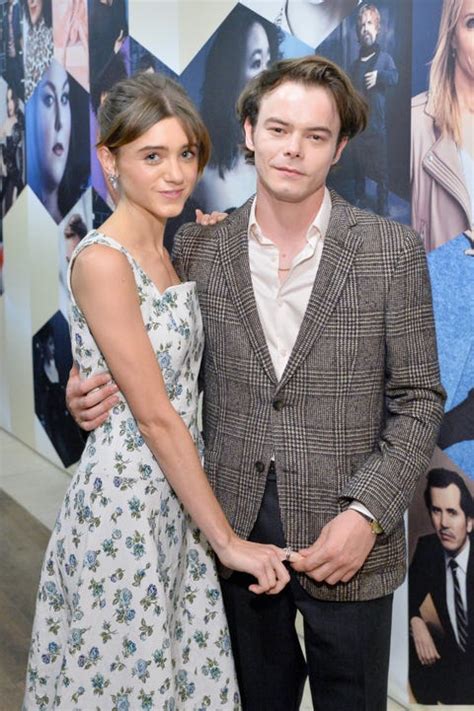 charlie heaton e natalia dyer|A Timeline of Charlie Heaton and Natalia Dyers。